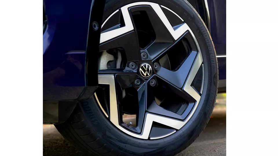 19-inch Coventry Alloy Wheels